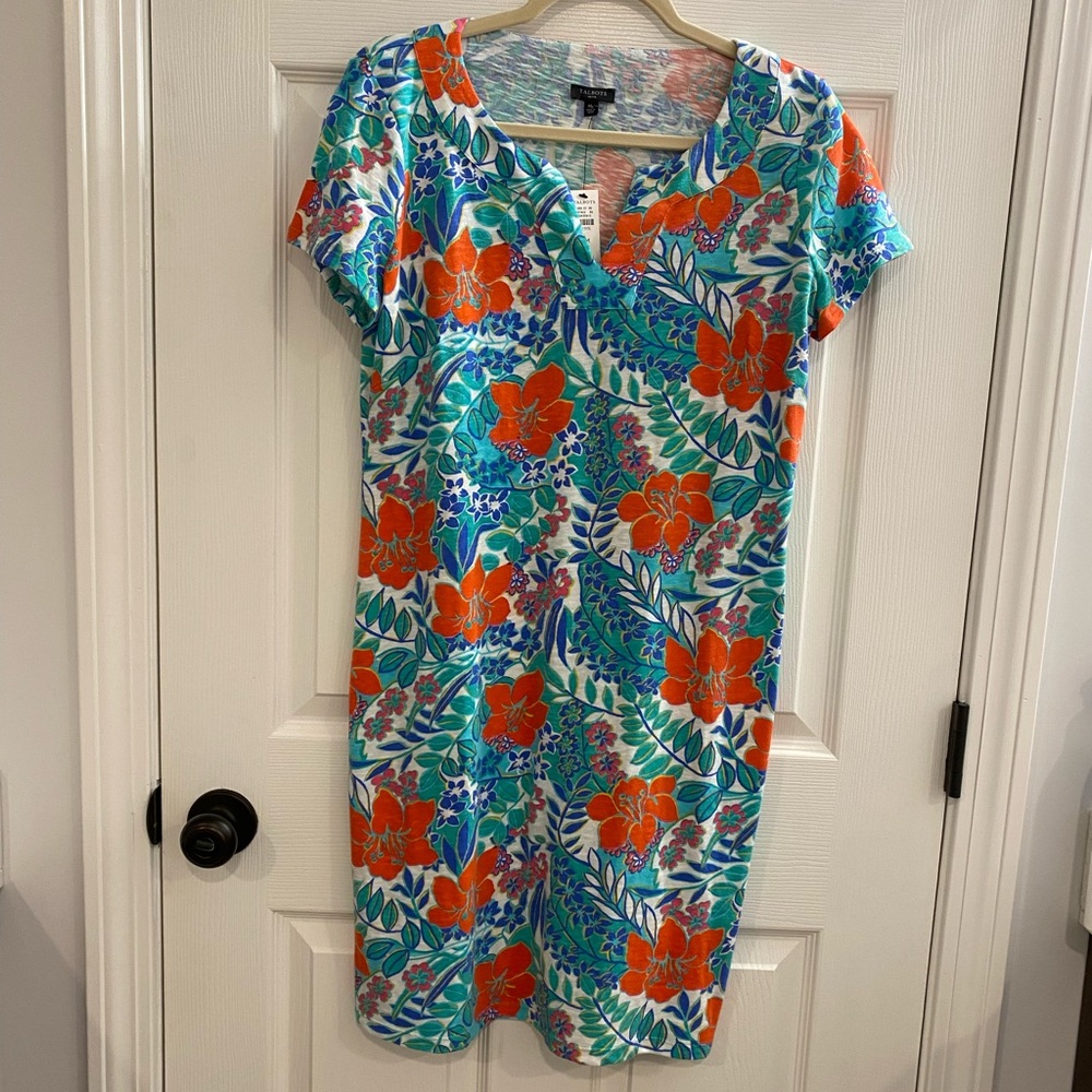 NWTs Talbots cottonT-shirt dress. Petite medium tropical floral vacation summer